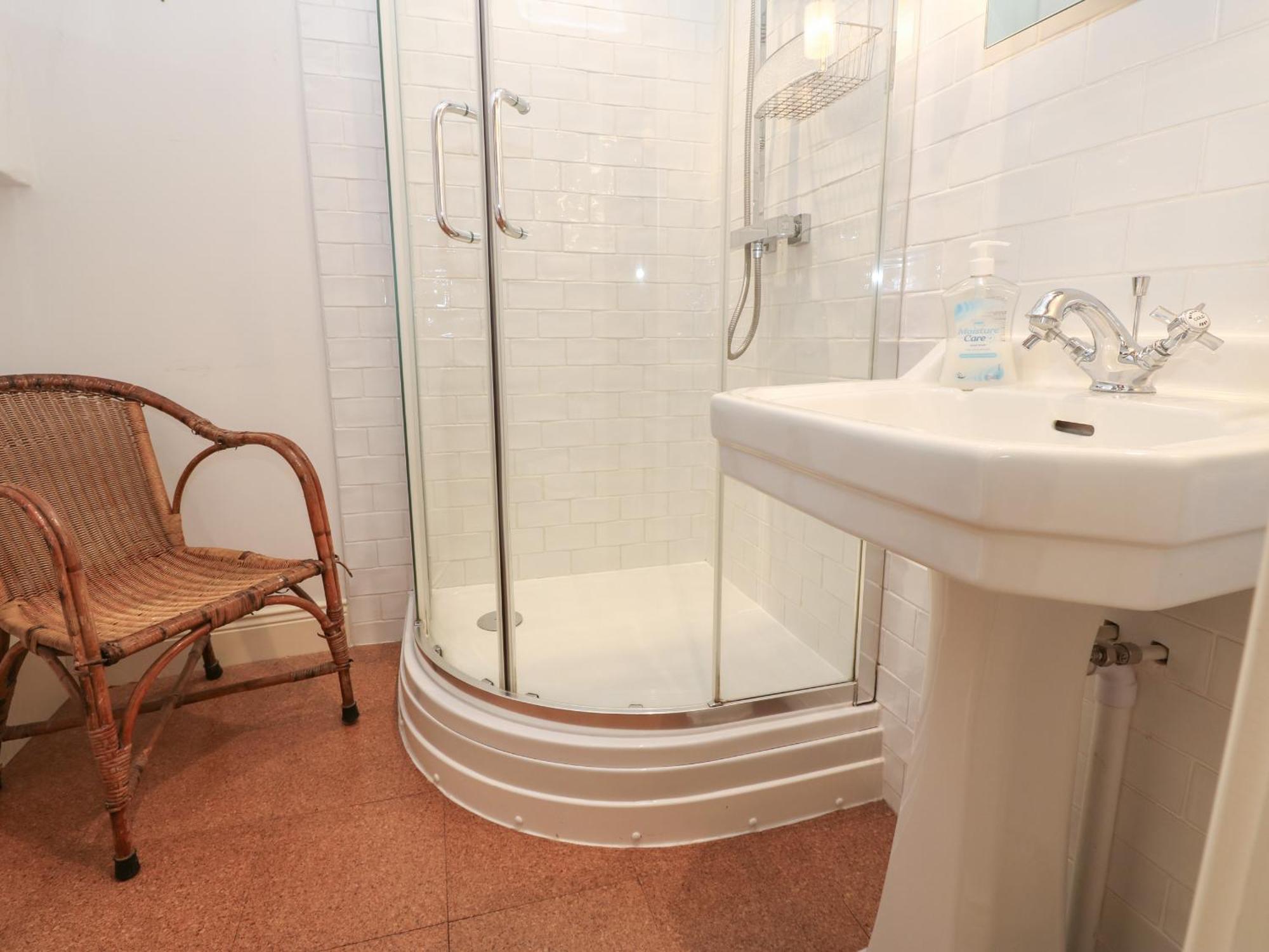 Cross View Cottage ألستون المظهر الخارجي الصورة