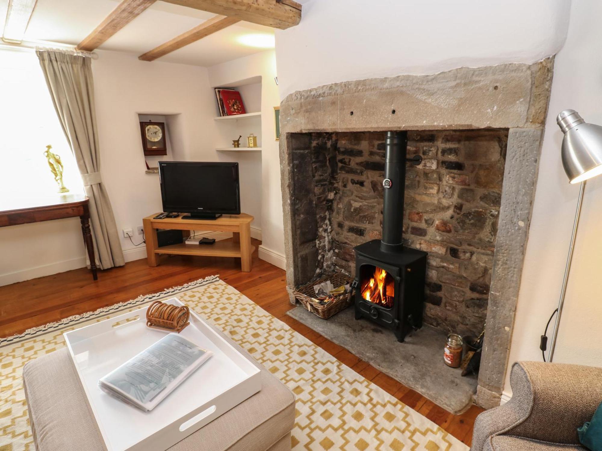 Cross View Cottage ألستون المظهر الخارجي الصورة